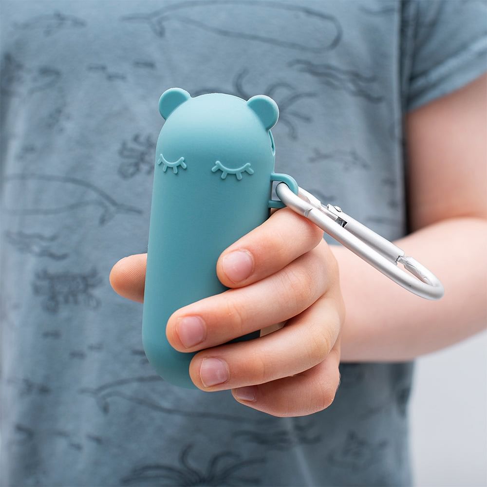 Bombilla en Caja Para Llevar Oso - Azul Oscuro | We Might Be Tiny