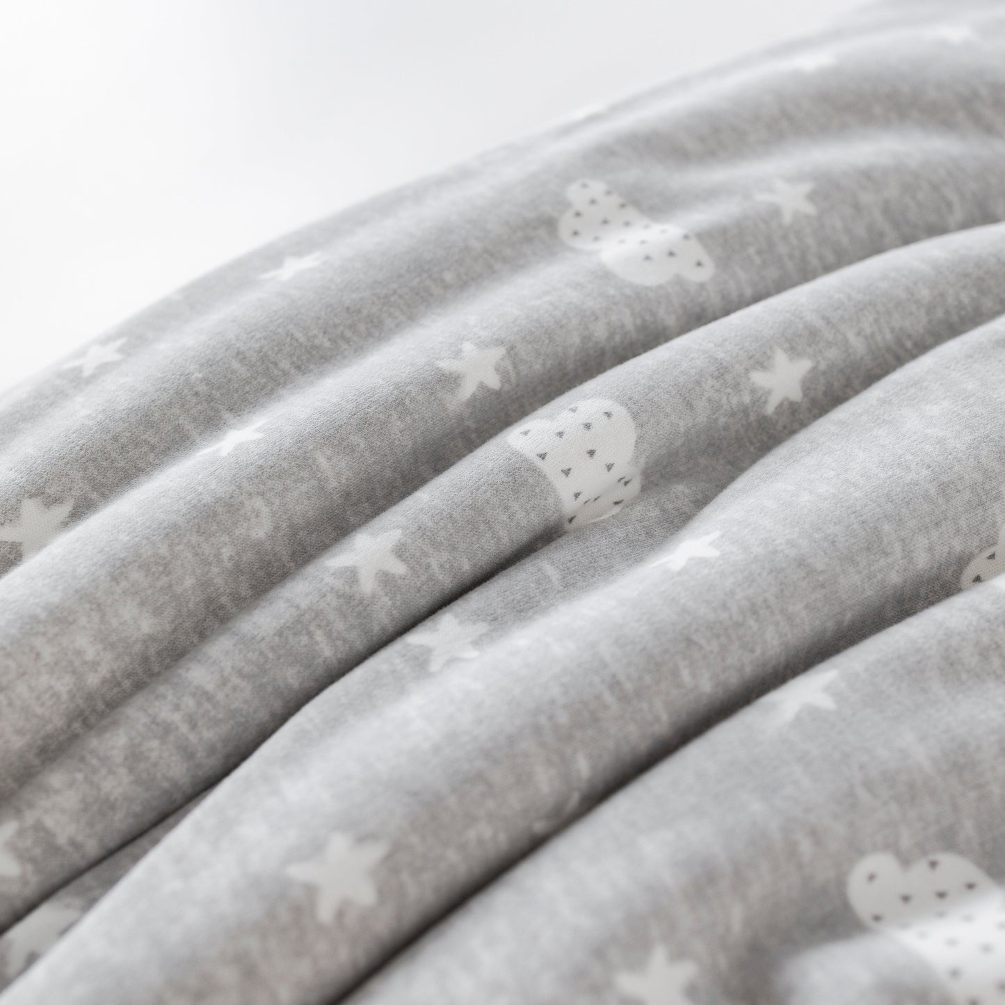 Saco de Dormir con Pies - Nubes - TOG 2.5 | Mamás Mateas