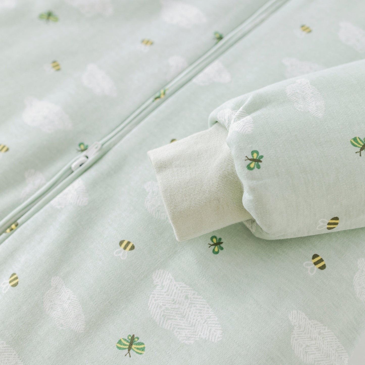 Saco de Dormir con Pies - Abejitas - TOG 3.5 | Mamás Mateas