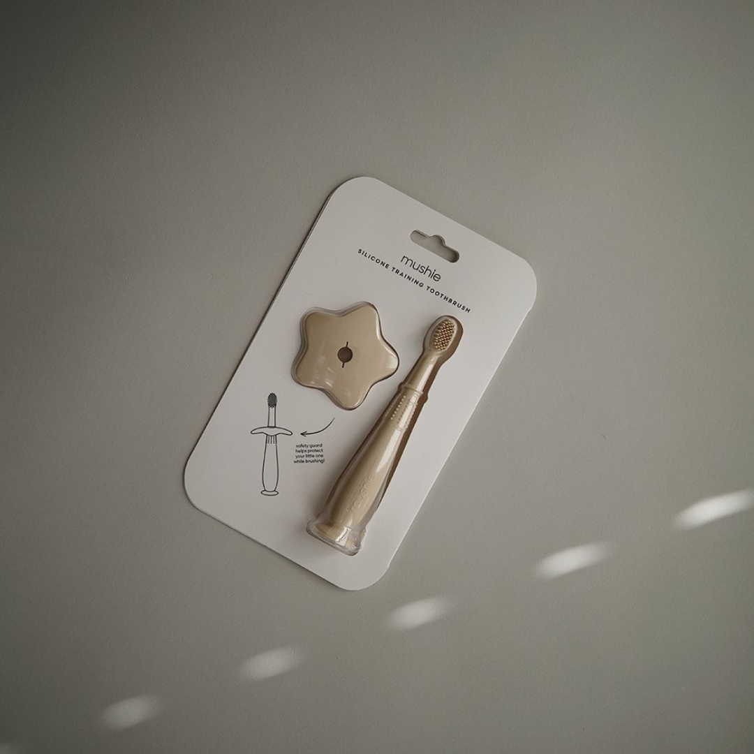 Cepillo de Dientes de Entrenamiento Star - Shifting Sand | Mushie