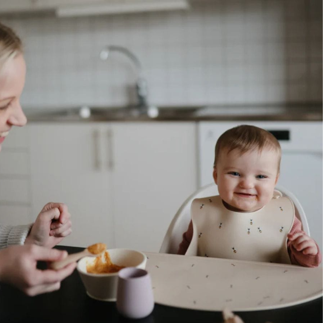 Babero de Silicona - Bees | Mushie