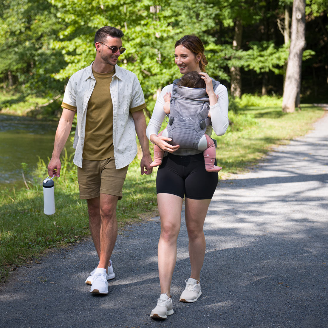 Portabebés Cudl™ Clik - Fog | Nuna