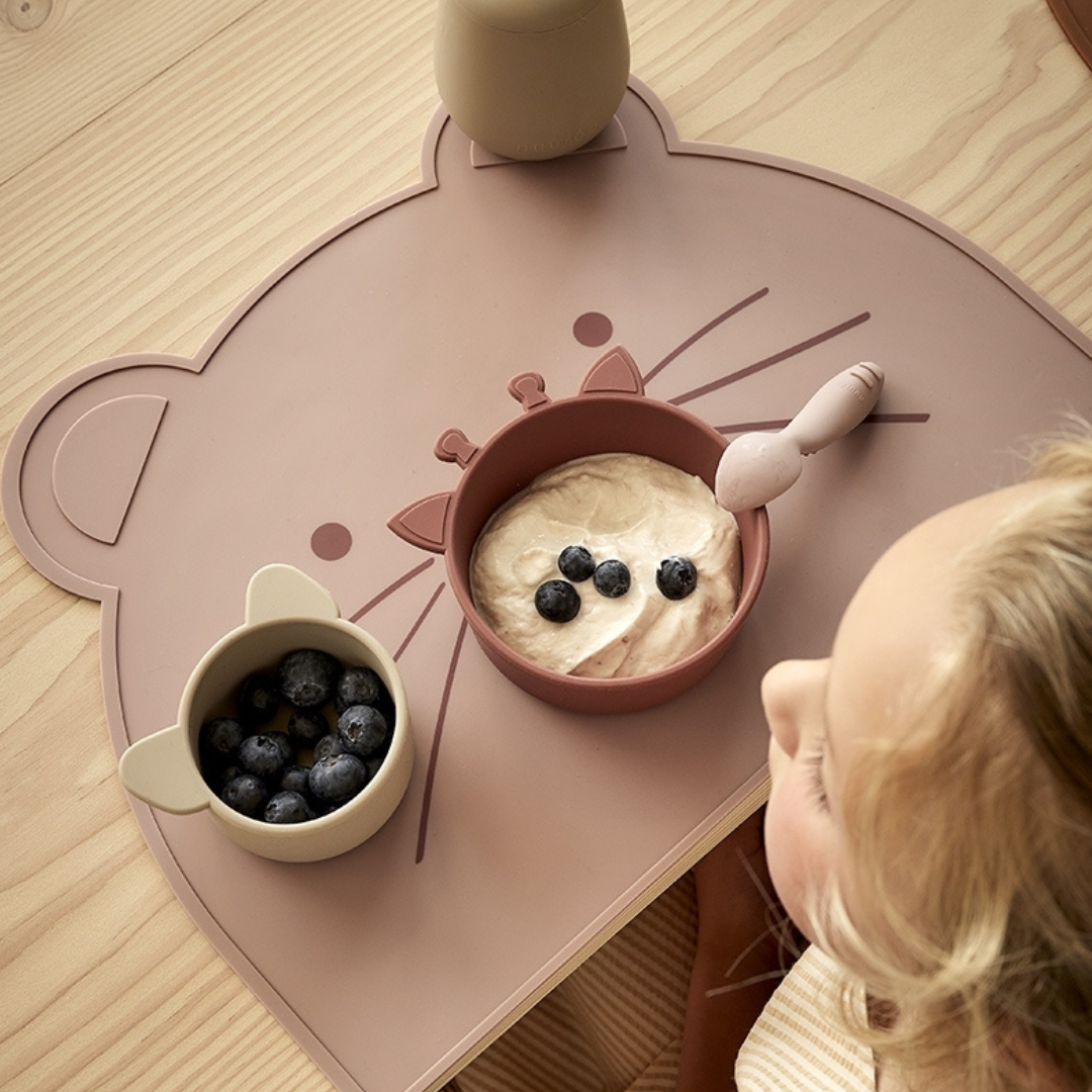 Individual de Silicona Orejas Ester - Rosa Madera | Nuuroo