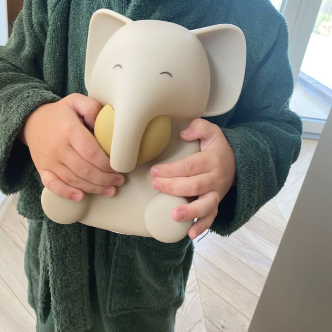 Lámpara de Silicona Elefante Sigge - Crema | Nuuroo