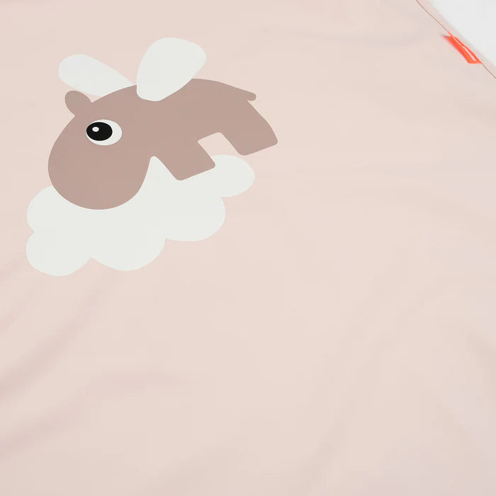 Delantal Impermeable - Happy Clouds - Rosa | Done by deer