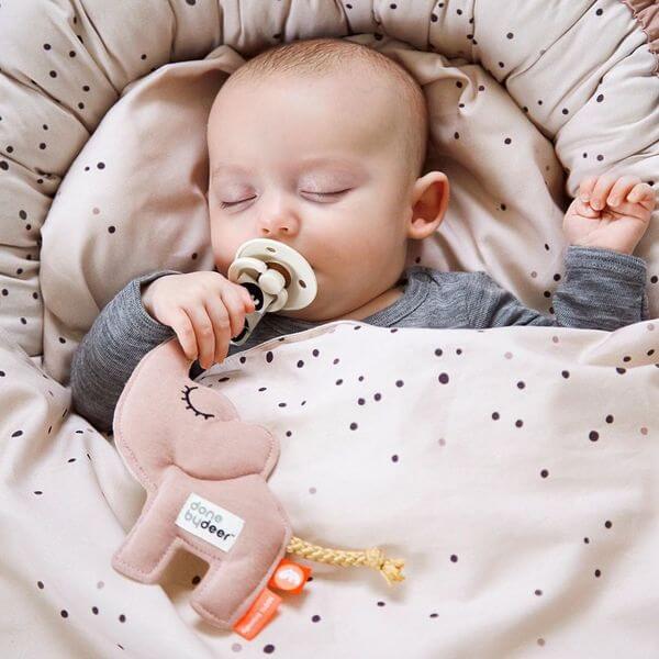 Porta chupete Elefante Done by Deer (6713775882423)