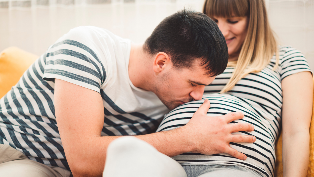 Papás y embarazo: 4 formas de conectar con tu bebé