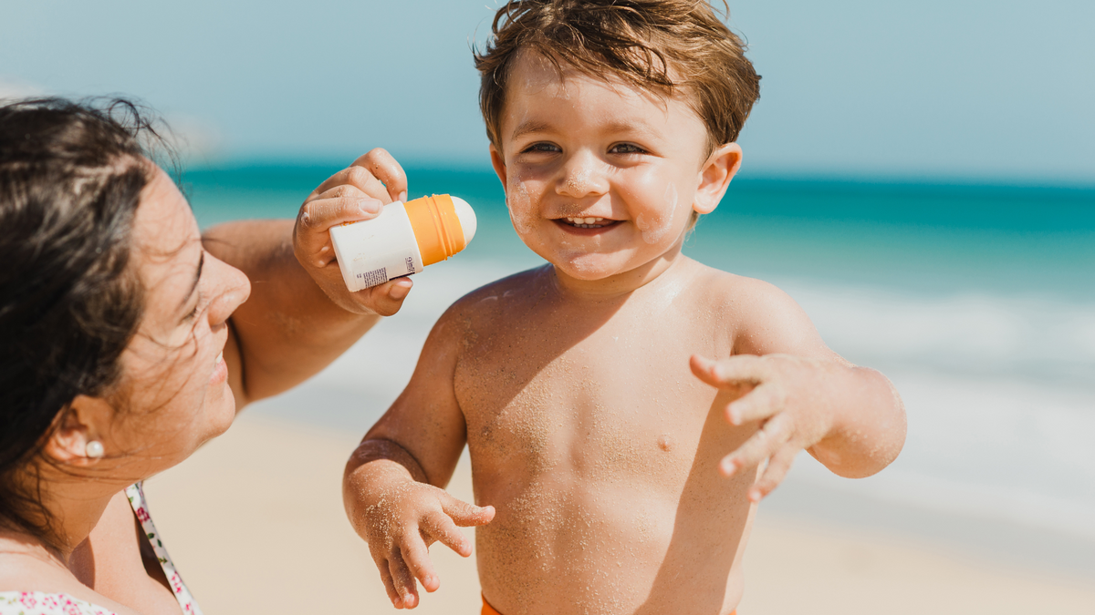 Todo sobre la protección solar en bebés y niños – Mamás Mateas