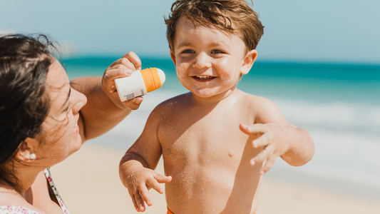 Todo sobre la protección solar en bebés y niños