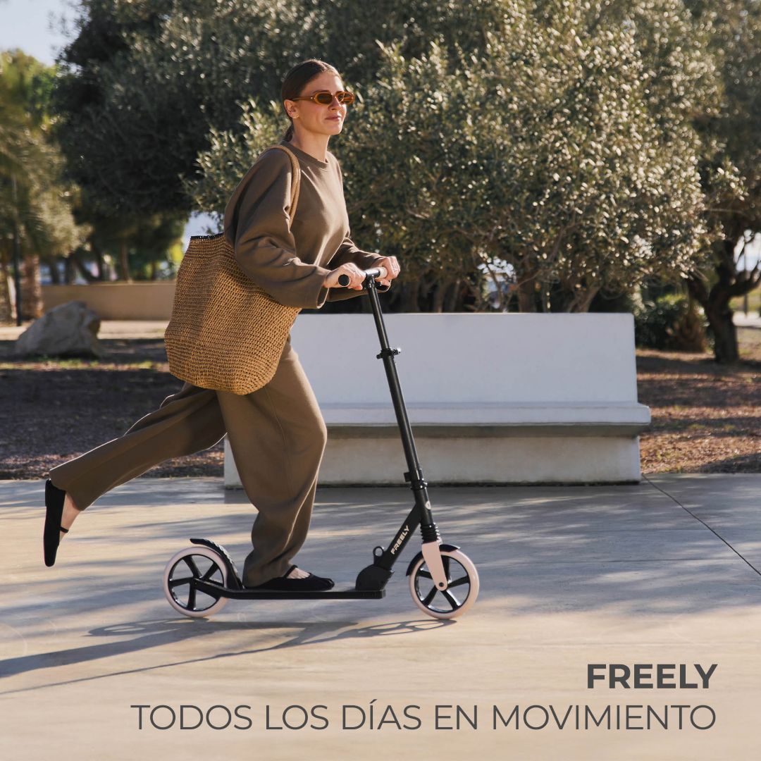 Scooter Plegable Freely - Beige | Kinderkraft