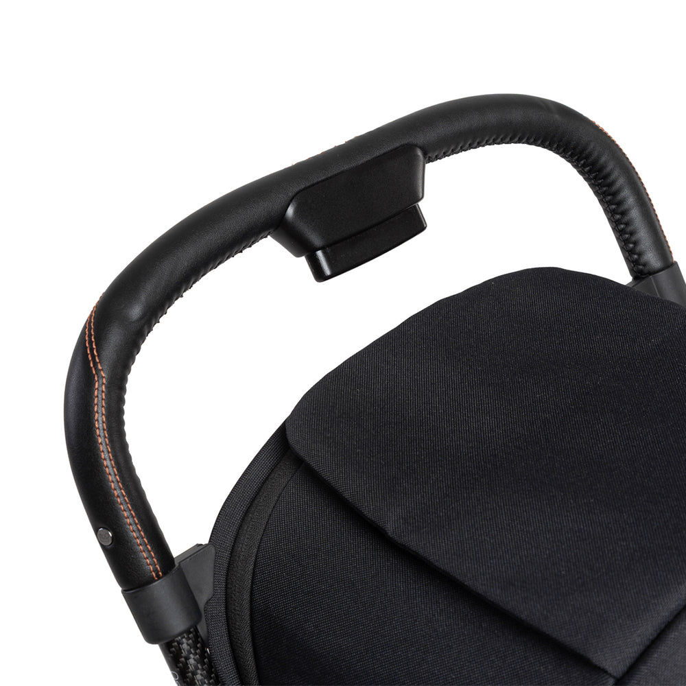 Coche Paseo Oslo Carbon - Black | Maxi Cosi