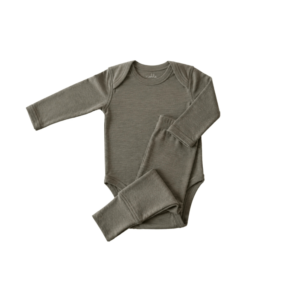 Conjunto Pilucho y Patitas Mio - Verde Oliva | Noble Merino
