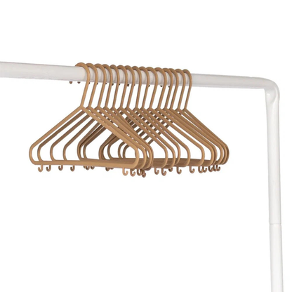 Set de 30 Colgadores Ecológicos para Ropa de Bebés y Niños - Caramelo | 3 Sprouts