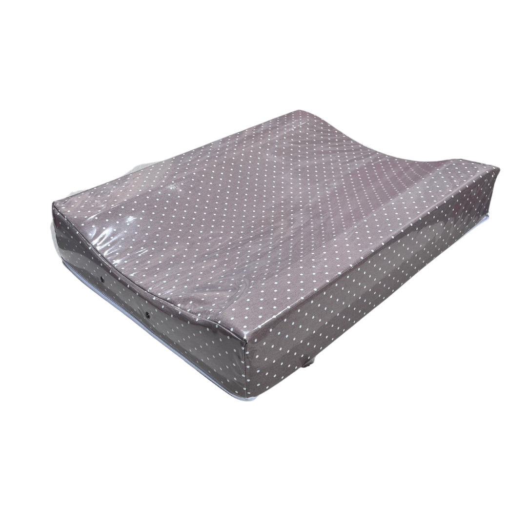 Anatomical Double Changing Pad - Brown with White Dots