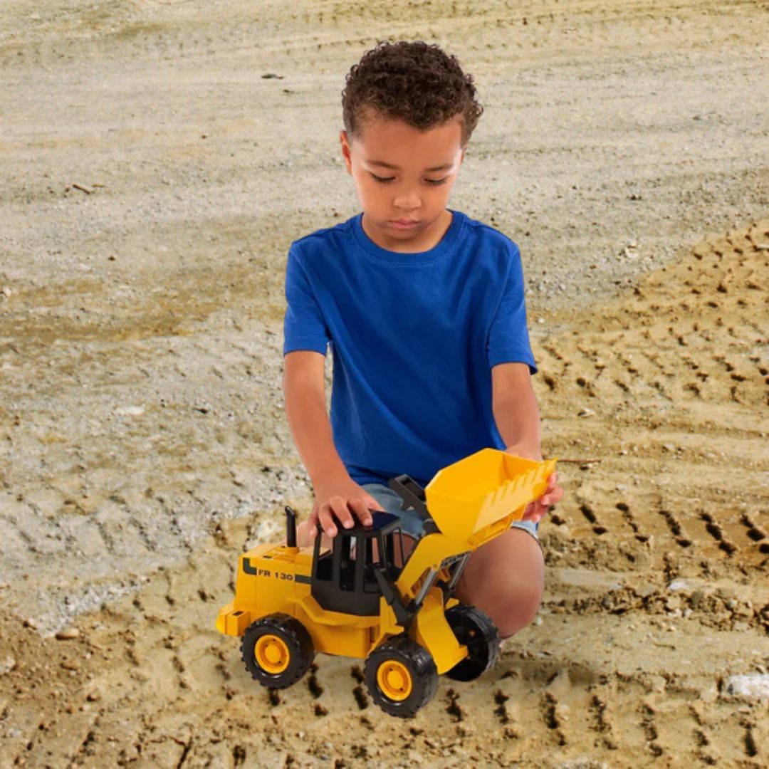 Cargadora sobre Ruedas Articulada FR 02425 - Escala 1:16 | Bruder