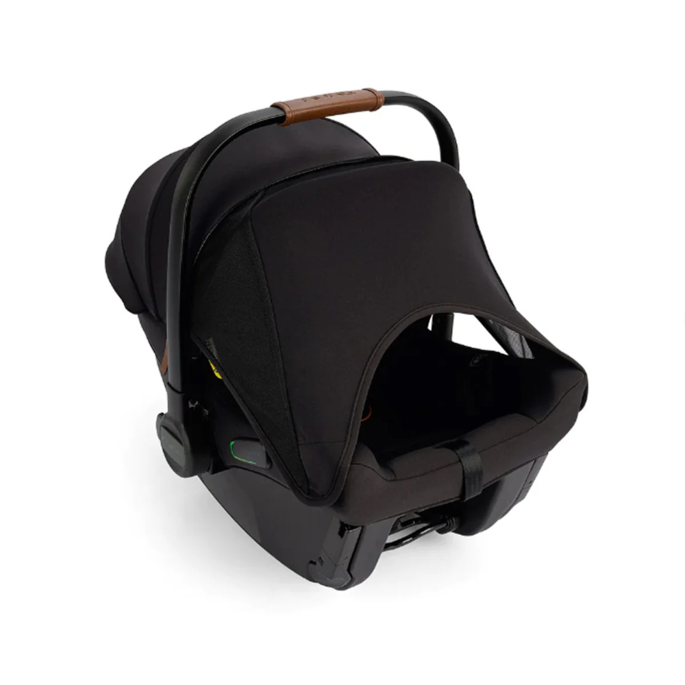 Silla de Auto Nido New Pipa™ Urbn - Caviar | Nuna