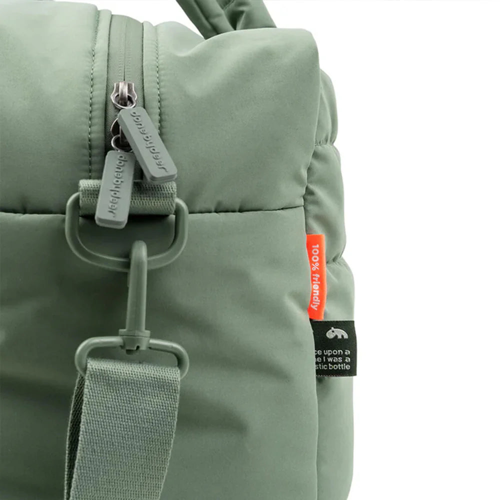 Bolso Maternal Acolchado con Mudador Portátil - Verde | Done by deer