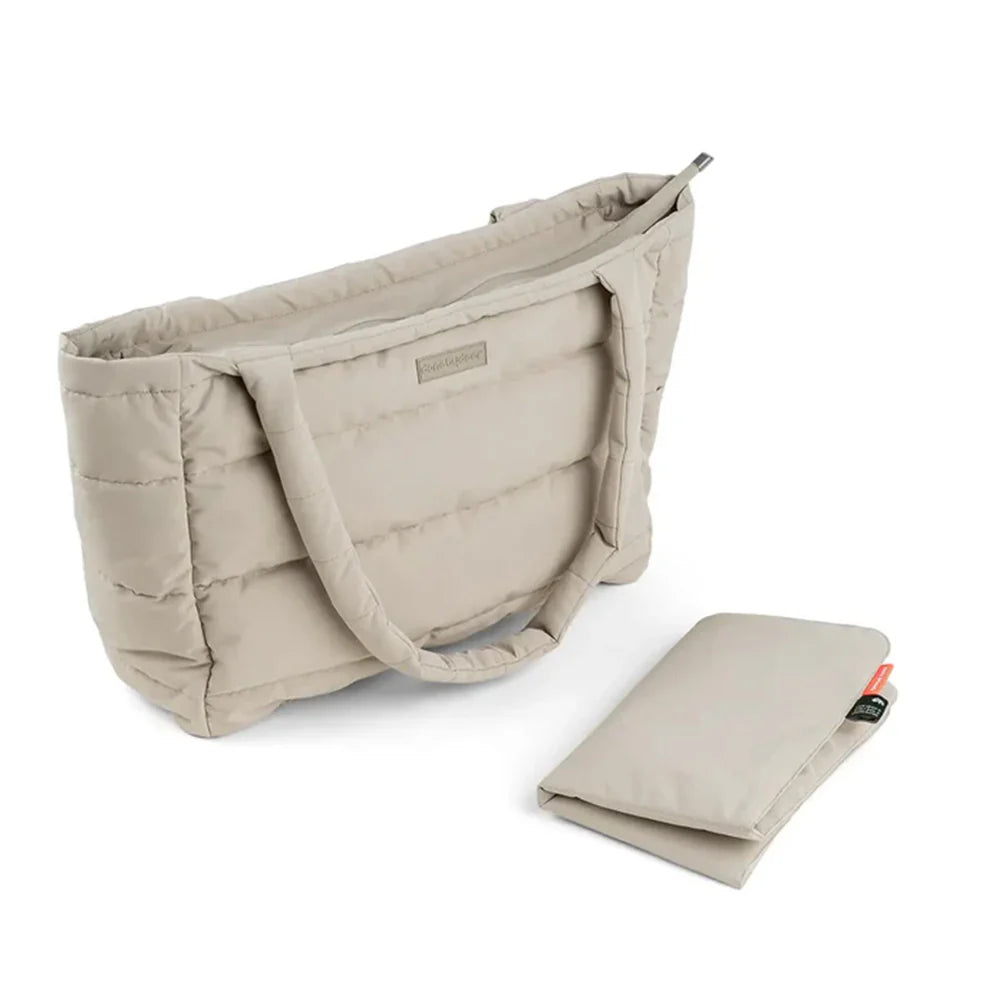 Bolso Maternal Tote Acolchado con Mudador Portátil - Arena | Done by deer