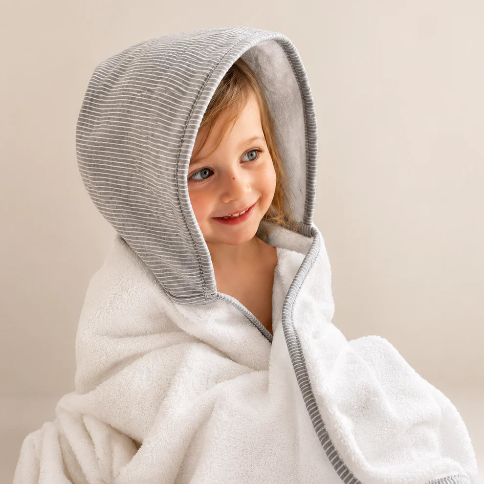 Toalla de Baño Infantil - Rayas Gris | Antü Baby