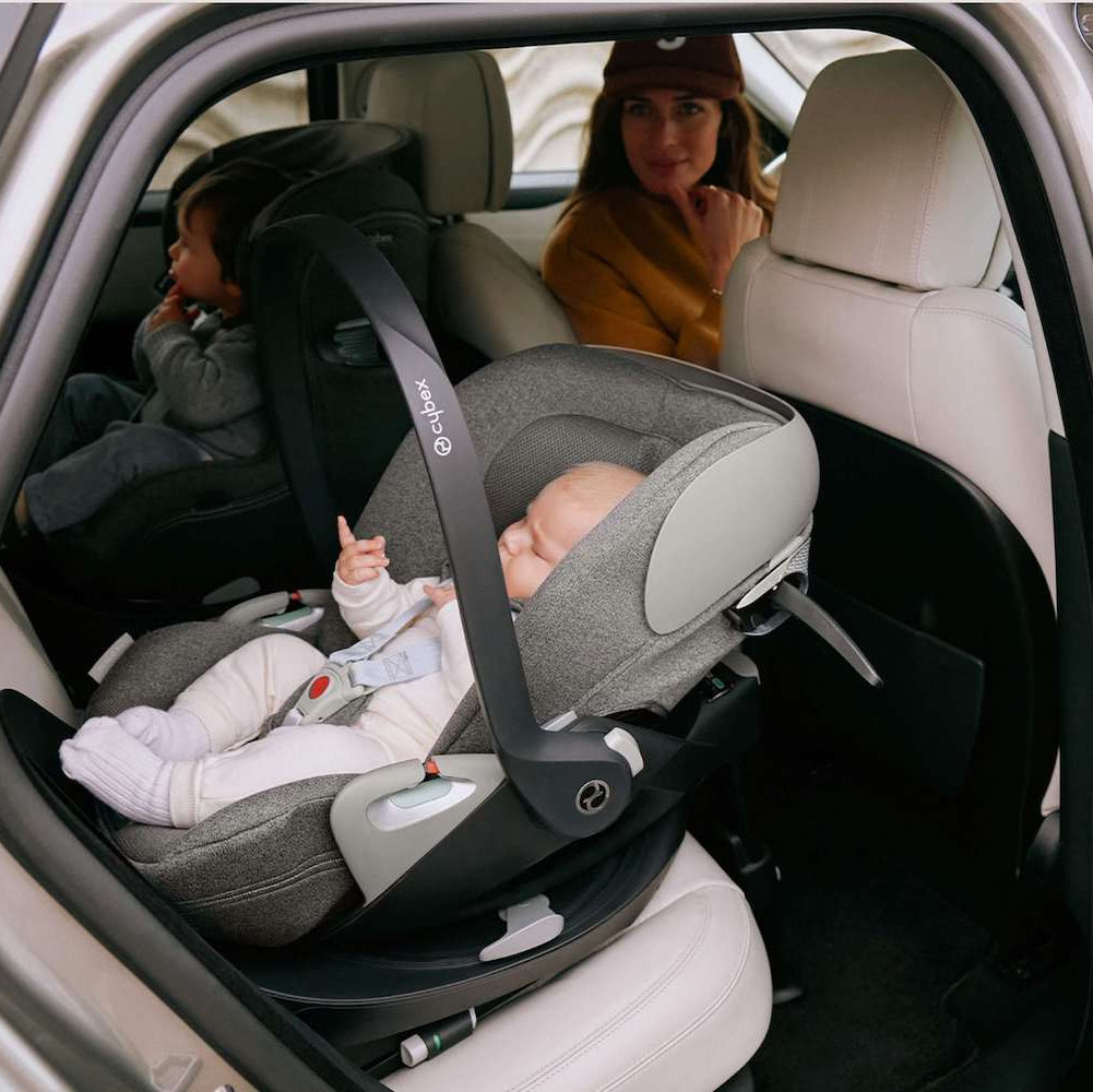 Silla Nido Cloud T + Base Giratoria T i-Size - Sepia Black | CYBEX