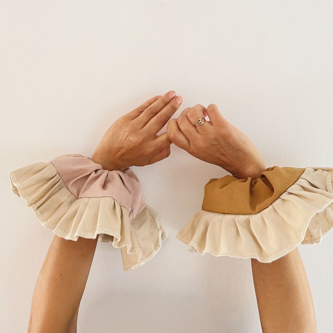 Collet Scrunchie - Camel Linen