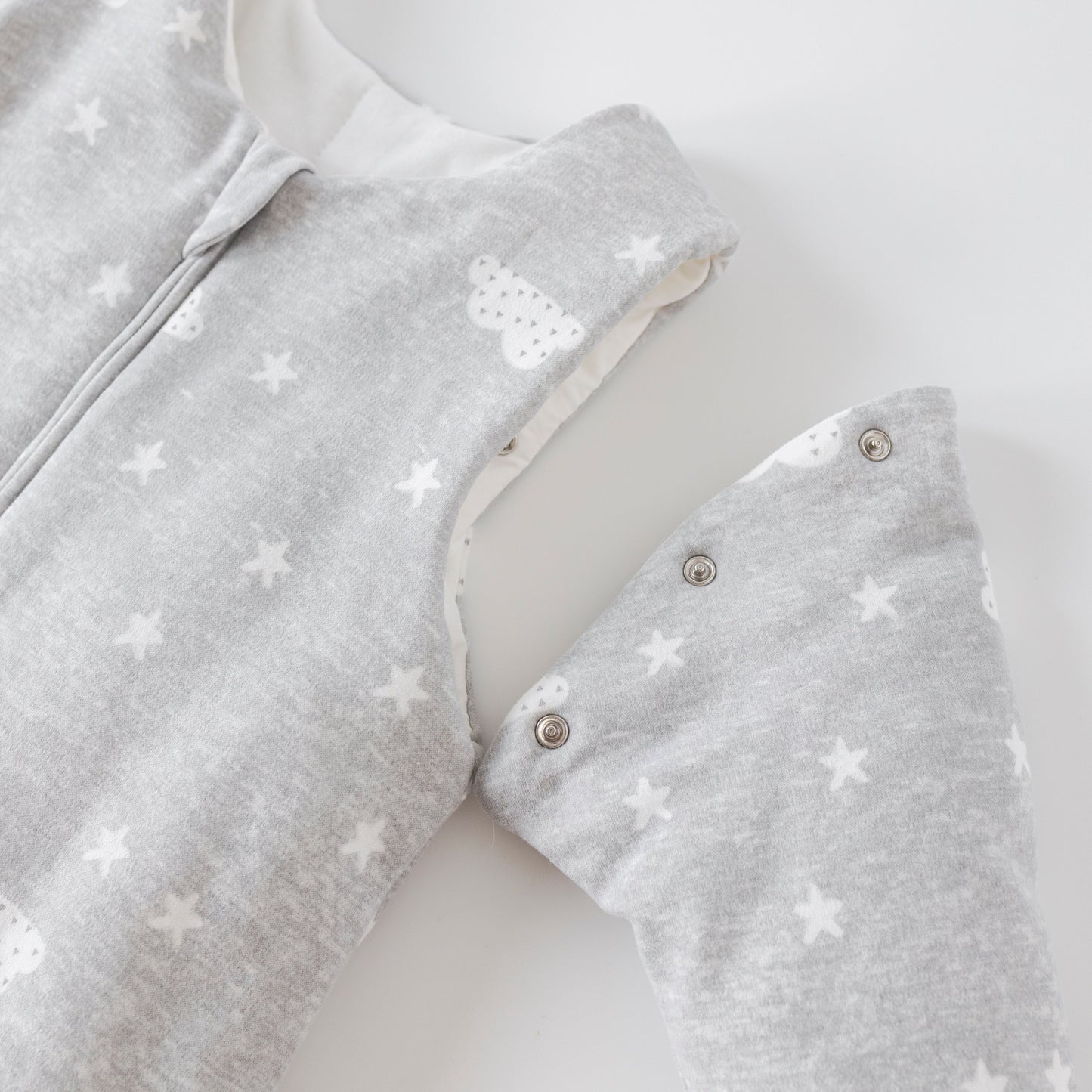 Saco de Dormir con Pies - Nubes - TOG 2.5 | Mamás Mateas