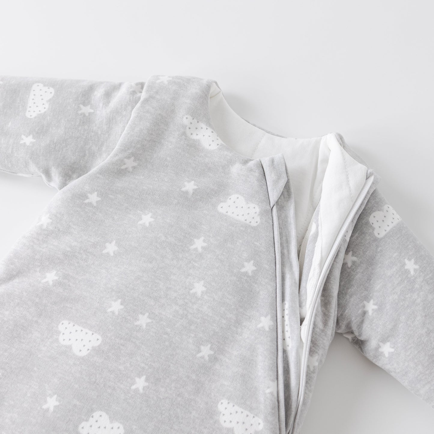 Saco de Dormir Forma Gota - Nubes - TOG 2.5 | Mamás Mateas