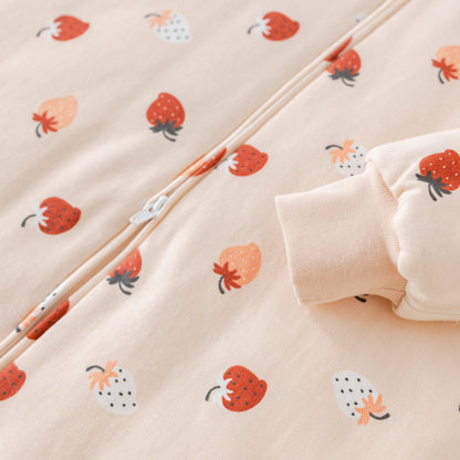 Saco de Dormir con Pies - Frutillas - TOG 2.5 | Mamás Mateas