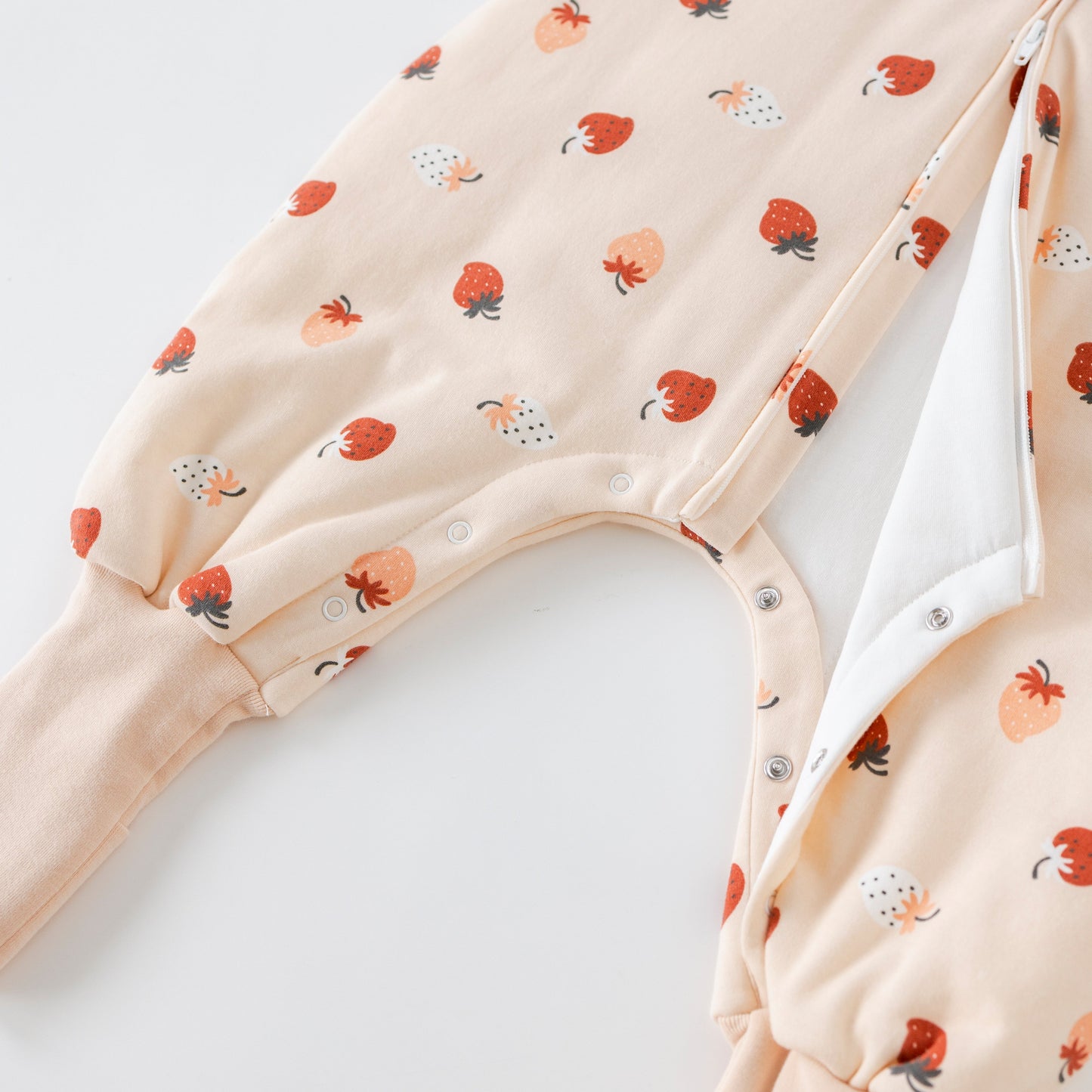 Saco de Dormir con Pies - Frutillas - TOG 2.5 | Mamás Mateas