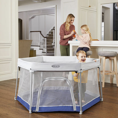 Pack 'n Play® LiteTraveler™ Playpen