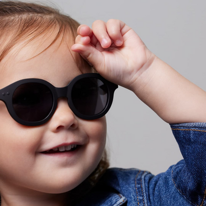 Lentes de Sol para Niños #C - Black | IZIPIZI