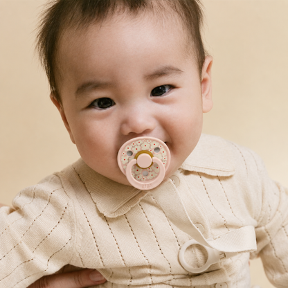 Set de Regalo Chupete Colour y Portachupetes Loop - Blush | BIBS