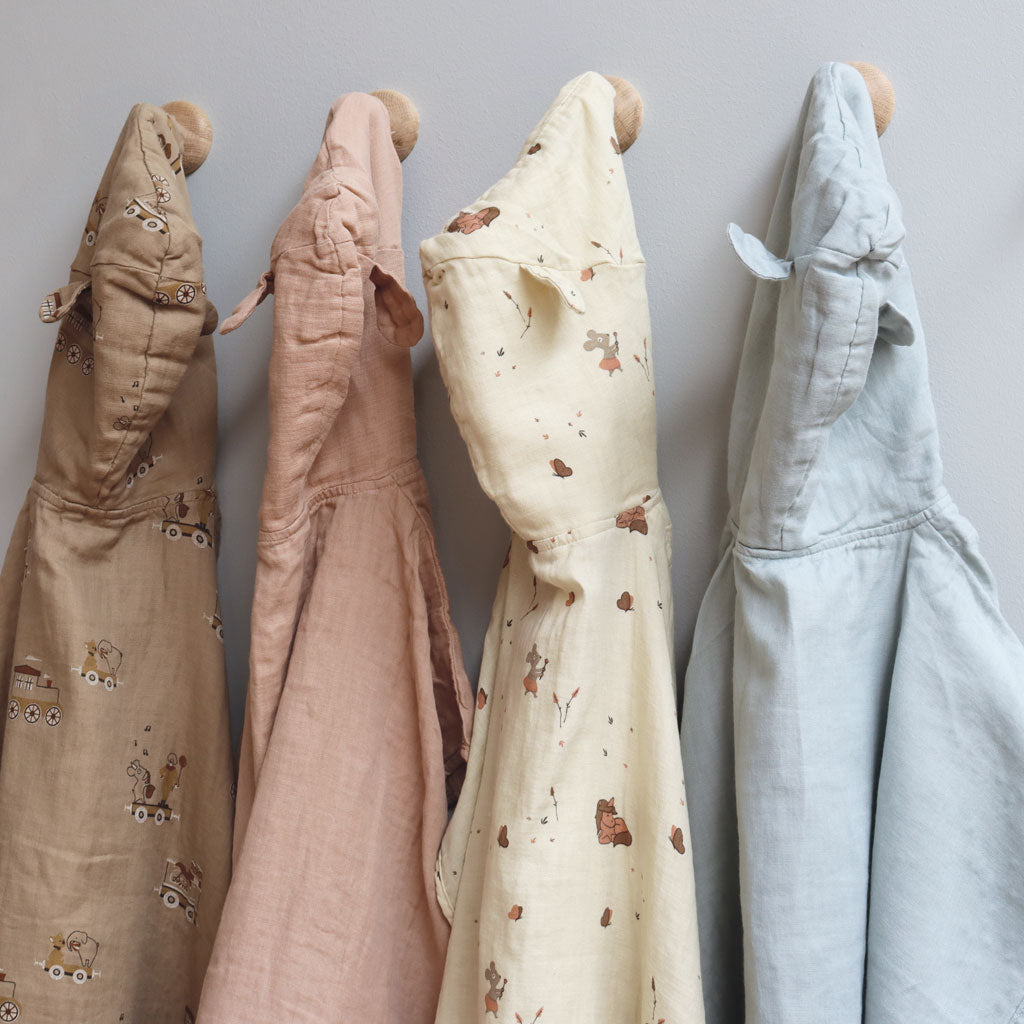 Poncho de Ducha - Flor - Rosa Clásico | Nuuroo
