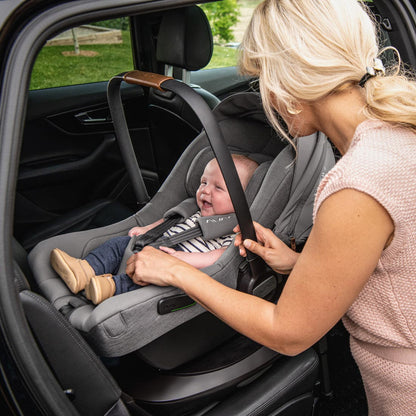 Pipa™ Next Nido Car Seat - Granite