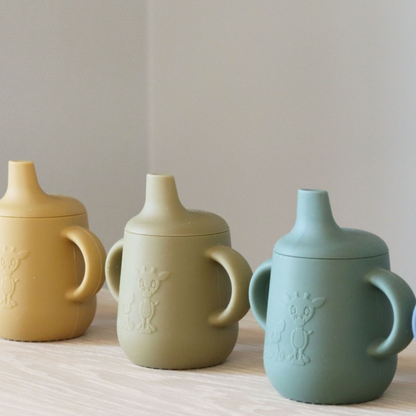 Vaso de Silicona con Tapa Antiderrame Aiko - Rosa Madera | Nuuroo