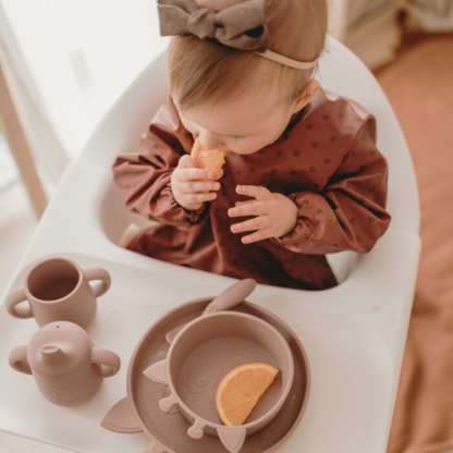 Set de Comida de Silicona Jirafa Lykke - Rosa Madera | Nuuroo