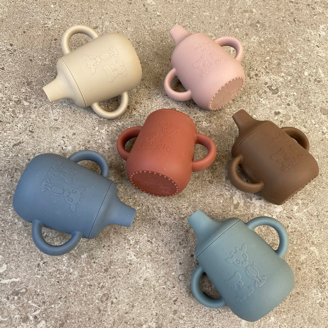 Vaso de Silicona con Tapa Antiderrame Aiko - Rosa Madera | Nuuroo