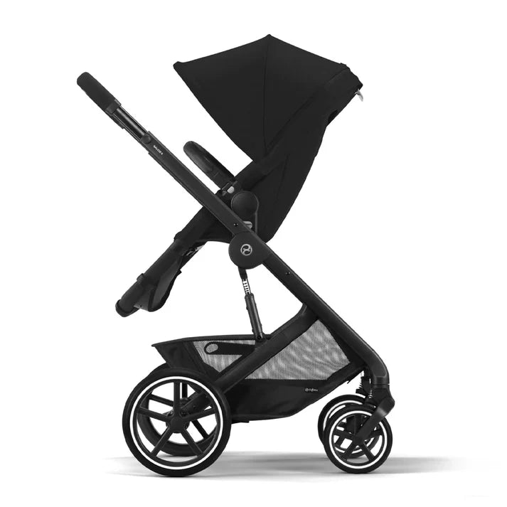 Travel System: Balios 2 en 1 + Silla Aton S2 + Base - Nebula Black