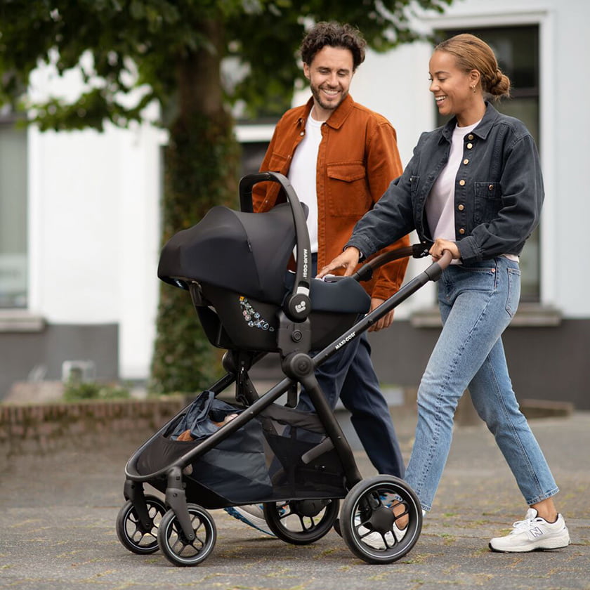 Coche Travel System Zelia 3 Essential - Graphite | Maxi Cosi