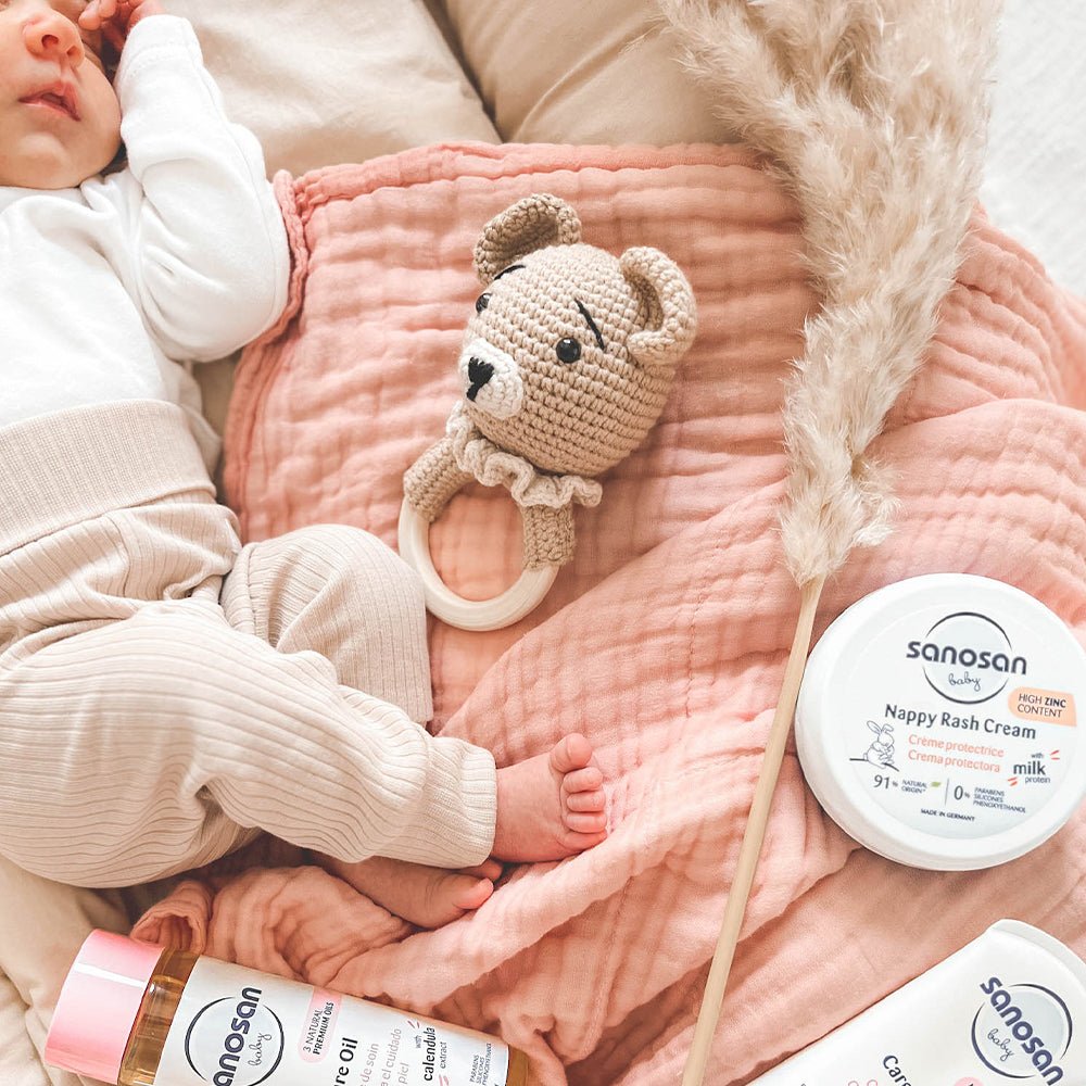 Crema de Pañal Protectora, regeneradora y anticoceduras Sanosan - Sanosan-MiniNuts expertos en coches y sillas de auto para bebé