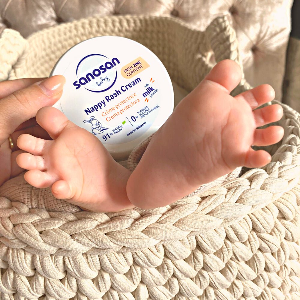 Crema de Pañal Protectora, regeneradora y anticoceduras Sanosan - Sanosan-MiniNuts expertos en coches y sillas de auto para bebé