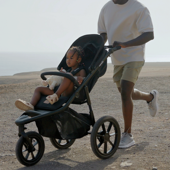 Coche Deportivo Azura - Black Onyx | Lionelo