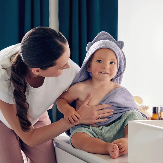 Toalla de Baño con Capucha Muselina - Grey Sky | Lionelo