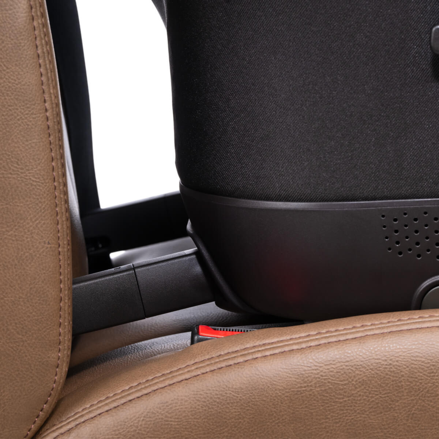 Silla de Auto para Mascotas Maeve™ iso - Tamaño 5x - Onyx | Tavo Pets