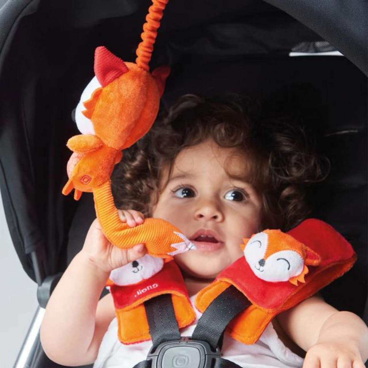 Almohadilla para Arnés con Juguete Multisensorial Diono Baby - Zorro