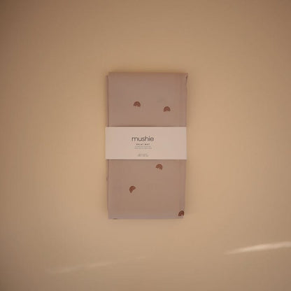 Alfombra / Mat para Sillas de Comer - Arcoíris | Mushie