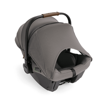 Silla de Auto Nido Pipa™ Urbn - Granite | Nuna