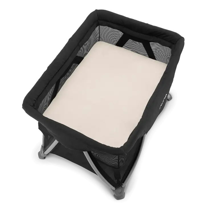 Cuna de Viaje Sena™ Aire - Caviar | Nuna