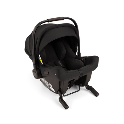 Silla de Auto Nido Pipa™ Urbn - Caviar | Nuna