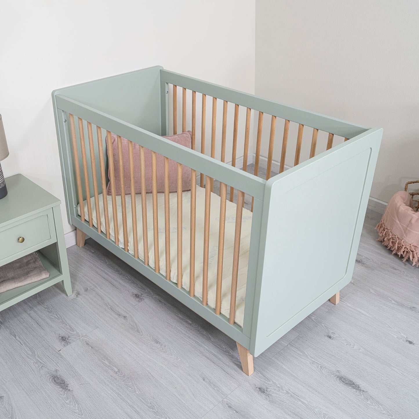 Cuna 2 en 1 Amalia - 120 x 60 cm - Verde Claro | Form Design